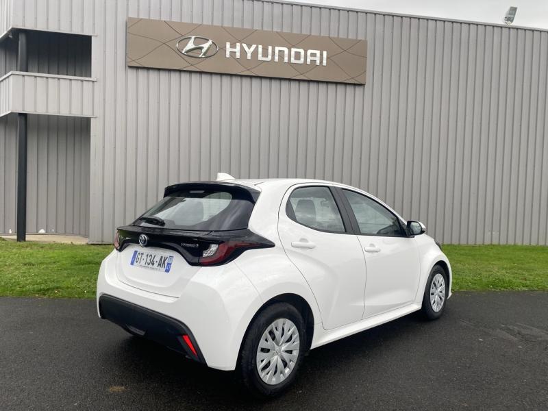 Yaris 116h Dynamic 5p MY22