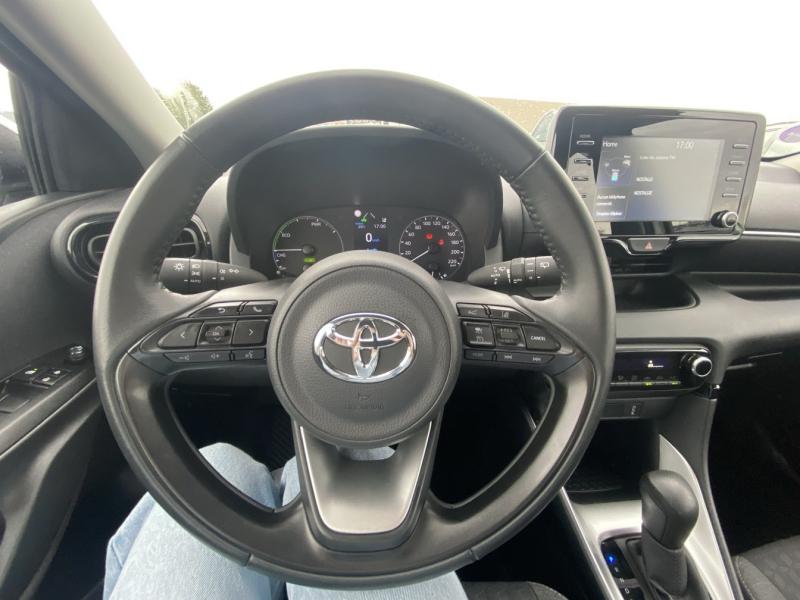 Yaris 116h Dynamic 5p MY22